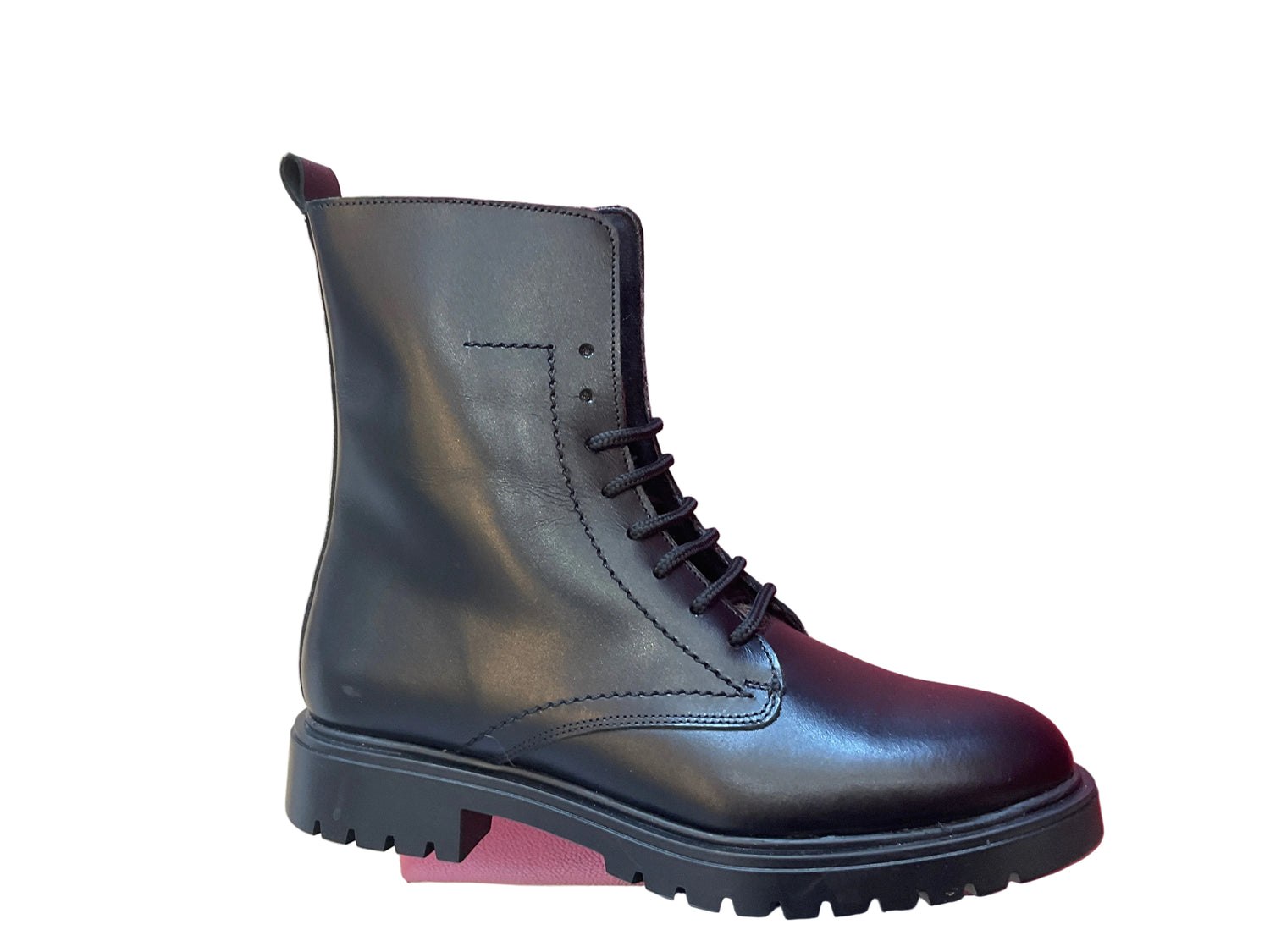 Sc82 (SAINT CHIC)