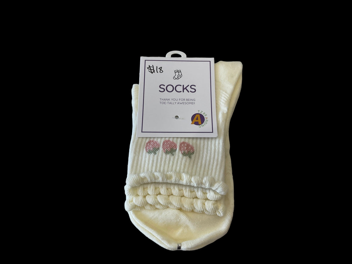 TRIPLE STRAWBERRY PATTERN CREW SOCK