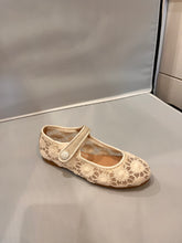 Load image into Gallery viewer, Maria Catalan (Mct3)
